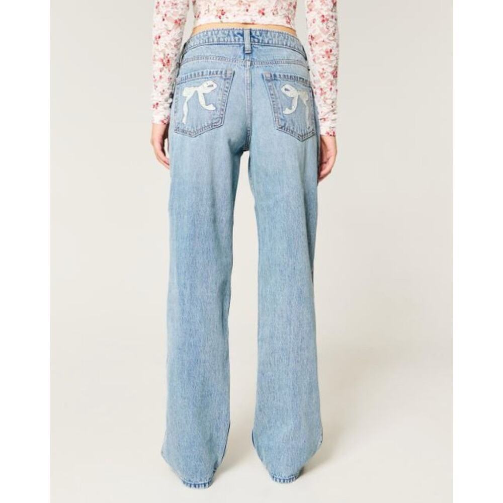 Hollister Low-rise Loose Medium Wash Eyelet Bow Loose Jeans Size 29/8R